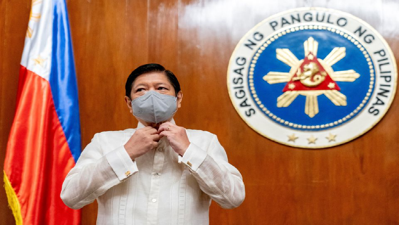 Philippines’ Marcos visits Indonesia in first overseas trip as president