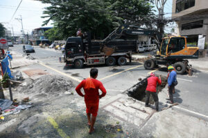 Infrastructure spending declines by 28% in April