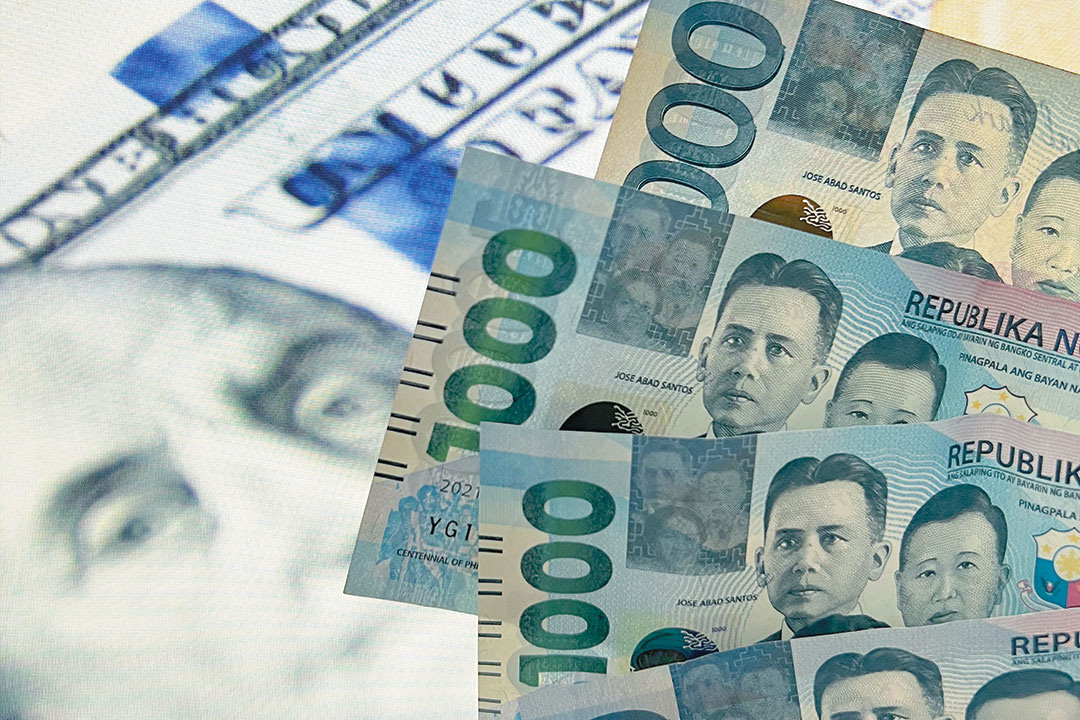 Peso rebounds on improving risk sentiment