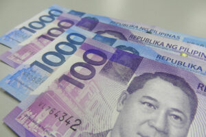 Peso weakens further on geopolitical risks