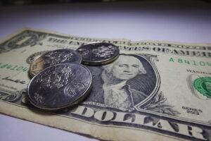 Peso slides to record low PHP 59.44 per USD