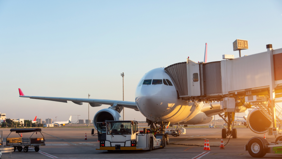 Airplane-from-AAlcantara